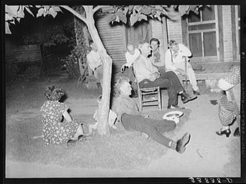 Russell Lee, Part of Crowd at Workers' Alliance Meeting. Muskogee, Oklahoma July 1939