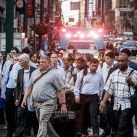 New York's Sidewalks Are So Packed, Pedestrians Are Taking to the ... The New York Times