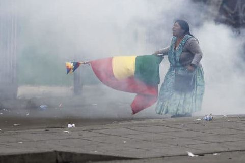 | De Facto Government Issues Decree Granting Impunity to Bolivian Police and Armed Forces | MR Online