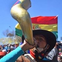 | Citizen makes noise with a horn during protests El Alto Bolivia August 14 2020 | Photo EFE | MR Online