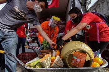 | Solidarity action with families in vulnerable situations in the peripheries of Curitiba and Araucária organised by the Landless Workers Movement MST and Sindipetro PRSC the oil workers union of Santa Catarina Paraná Brazil 1 August 2020 Giorgia PratesBrasil de Fato | MR Online