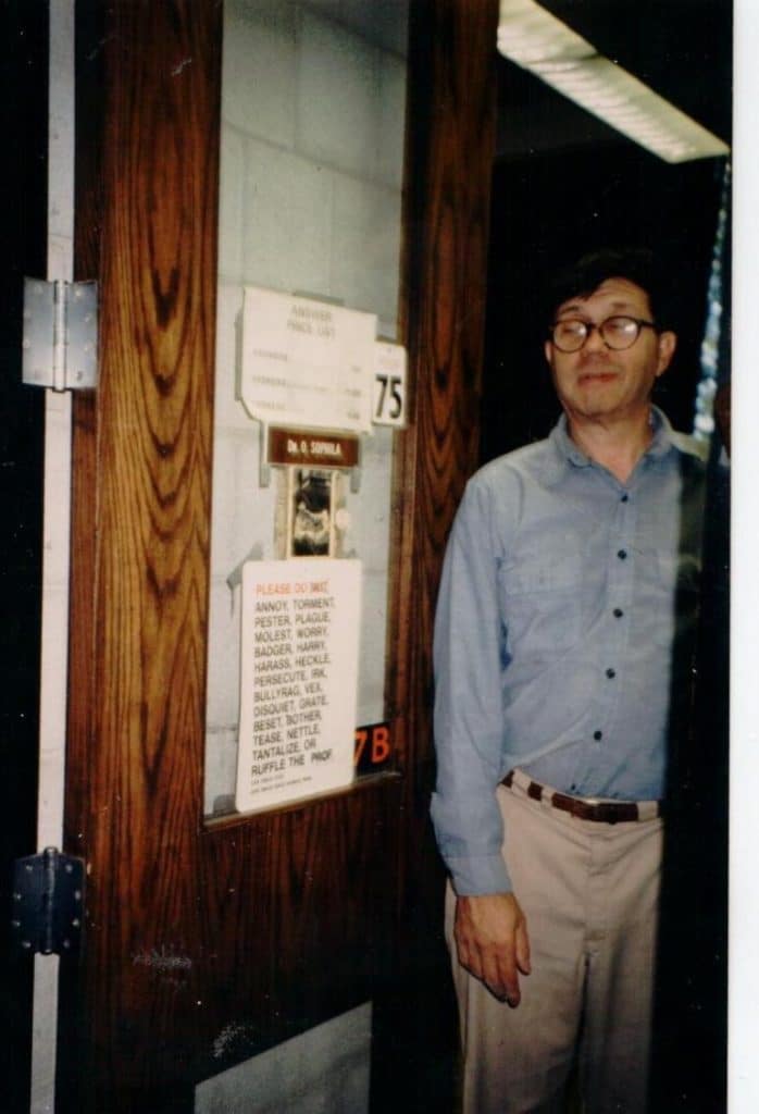 Dick Lewontin 1929 2021 | MR Online | Richard C Lewontin in his office door | MR Online