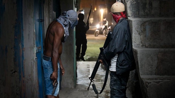 | Venezuelan gangs have abandoned petty crime in favor of more commercial activities specialist Andrés Antillano argues Ph9 | MR Online