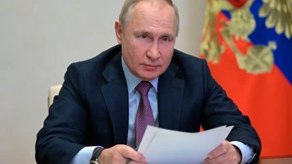 | Russian President Vladimir Putin attends a cabinet meeting via video conference outside Moscow December 24 2021 | MR Online