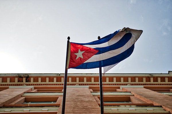 | Cuba flag | MR Online