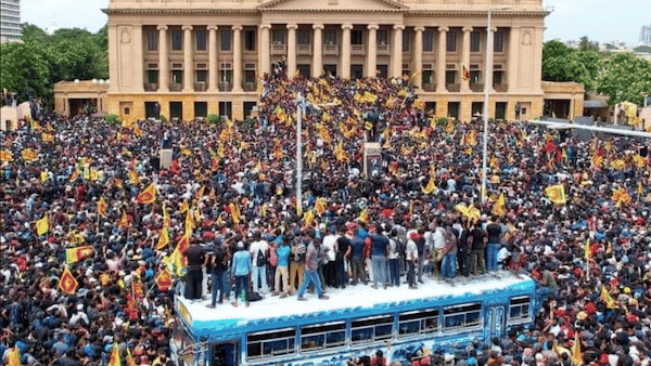 | Protesters in front of the Sri Lankan presidential secretariat on Saturday July 9 Photo Twitter | MR Online