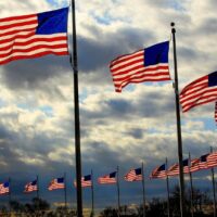 U.S. flags (Photo: John Menard (Flickr, CC-BY-SA-2.0))