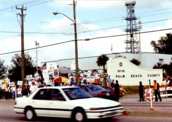 | 2000 presidential election recount in Palm Beach County Dtobias Wikimedia Commons CC BY SA 30 | MR Online