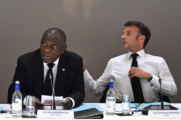 | South African President Cyril Ramaphosa French President Emmanuel Macron | MR Online