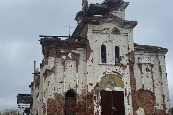 | Cathedral in Donbas destroyed by Ukrainian bombing in 2014 Source Photo courtesy of Dan Kovalik | MR Online