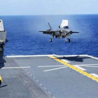 F-35B landing on JS Izumo