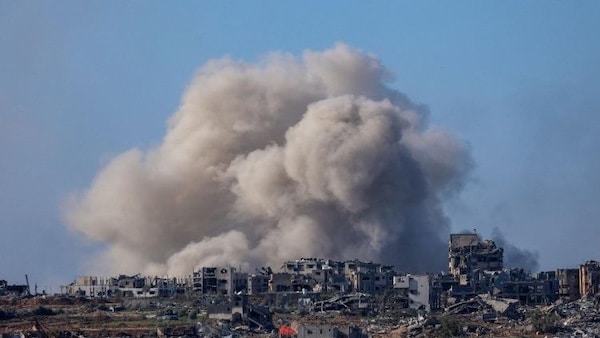 | Smoke billows over Gaza AFP or licensors | MR Online