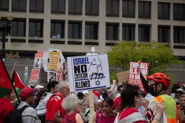 | DEMONSTRATORS IN WASHINGTON DC PROTEST ISRAELI PRIME MINISTER BENJAMIN NETANYAHUS SPEECH TO CONGRESS ON JULY 24 2024 PHOTO LAURA ALBAST | MR Online